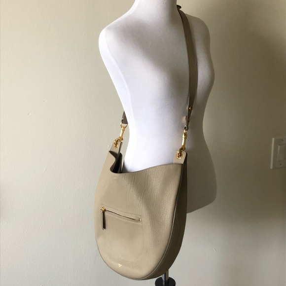 Authentic Céline Medium Zip Hobo - Picture 7 of 8